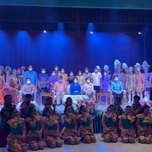  วิทยาลัยนาฏศิลปอ่างทอง จัดแถลงข่าวงานเผยแพร่ศิลปวัฒนธรรมไทย "รวมใจบัณฑิตพัฒนศิลป์ ณ ถิ่นอ่างทอง"